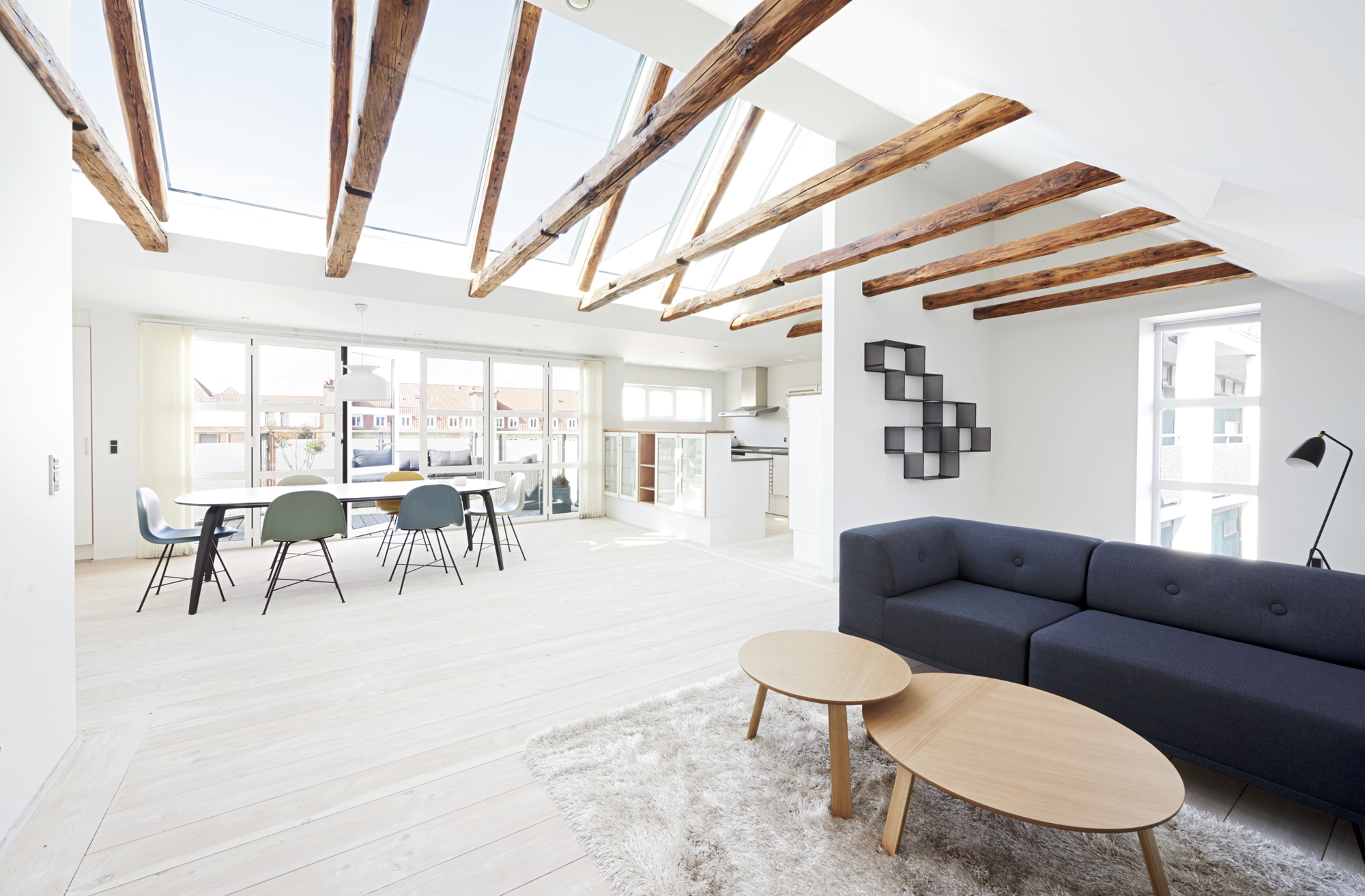 2-BR penthouse with private terrace