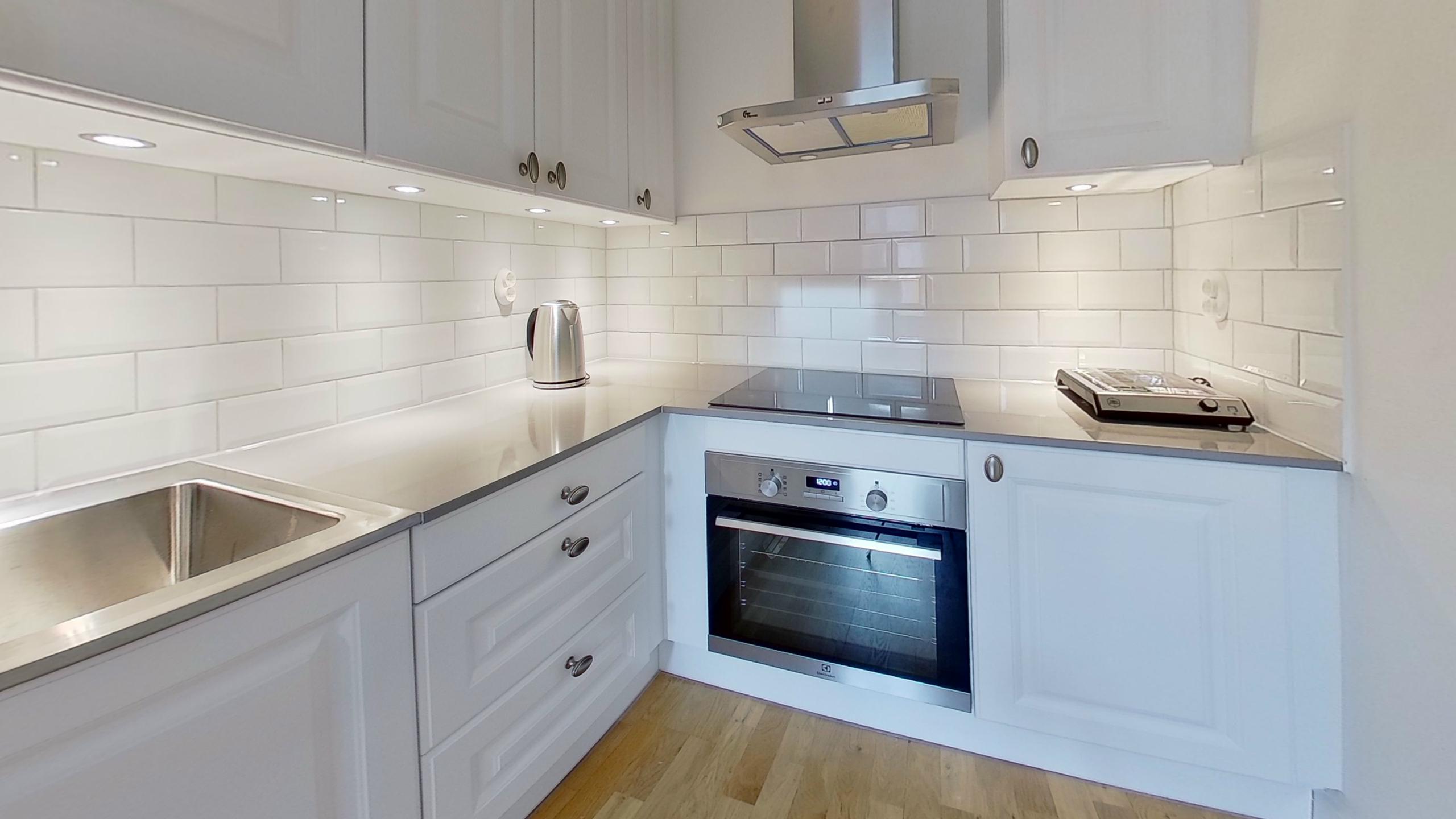 Spacious studio apartment in top location