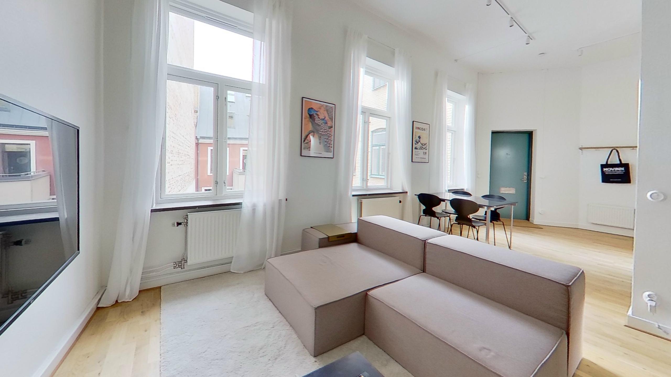 Spacious studio apartment in top location