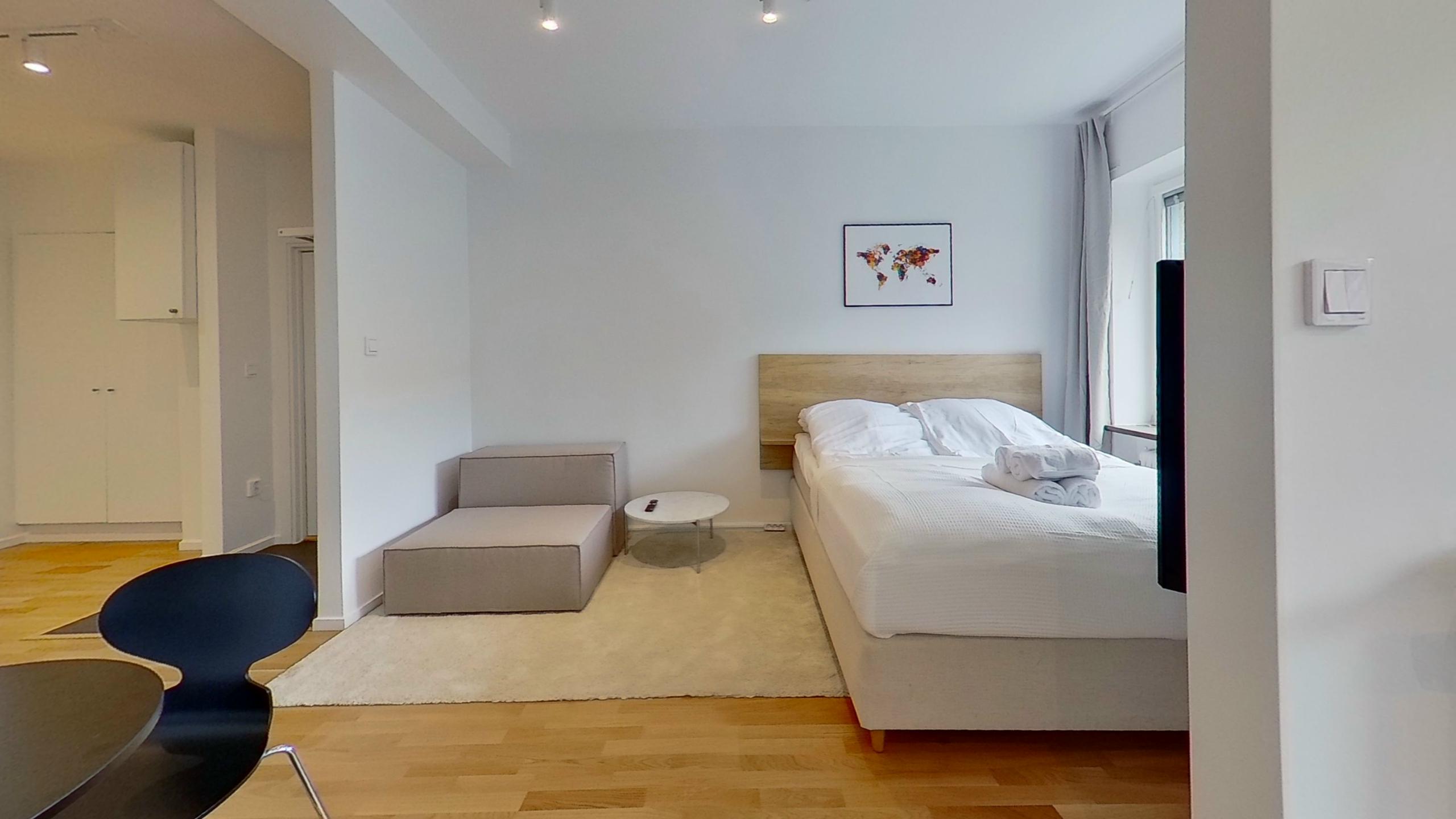 Refurbished studio in cosy neighborhood