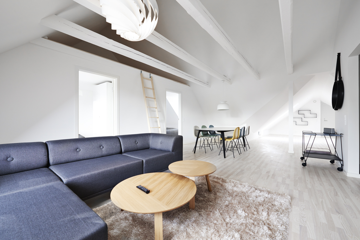 Cool 2 ½-BR penthouse in Vesterbro